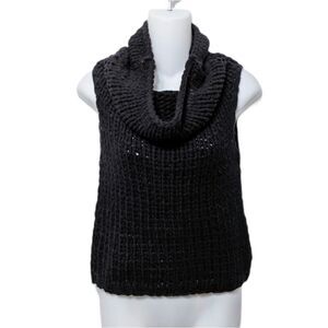 SIMULTANEOUS Black Wool Cowl Neck Sweater L